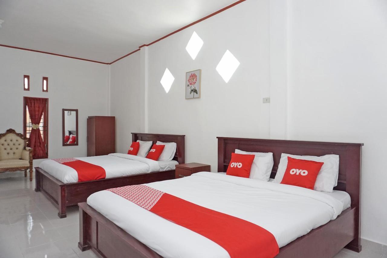 Oyo 2635 Ramos Inn Sinapuran Экстерьер фото